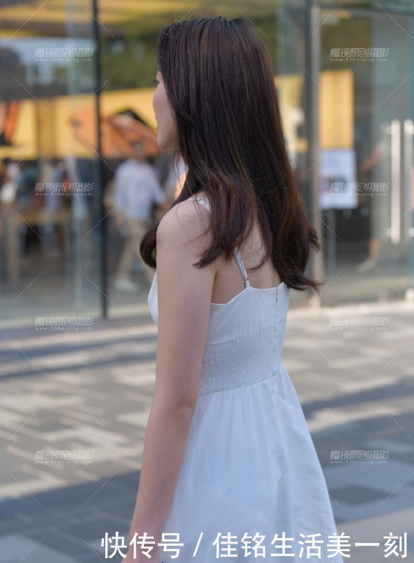 美丽|好身材要搭配美丽的连衣裙,展现完美曲线。