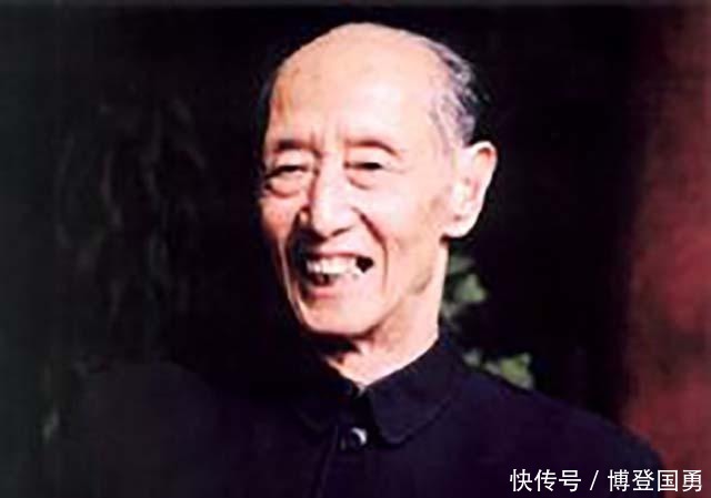 诗歌|他数学考0分,作文写了三句话,却被北大破格录取,成为一代大师