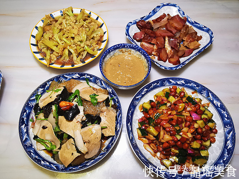 朋友圈|山东一家3口7天的晚餐,天天不重样,走红朋友圈,网友:有钱人家