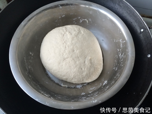 面团|油饼家常做法,外皮酥脆可口,蓬松选软,简单易学,家人都爱吃
