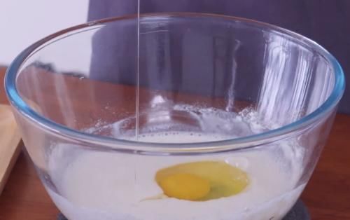  芝士|分享一款芝士夹心大鸡排，烹饪简单，外酥里嫩，家人爱吃的美味