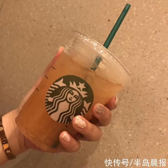 萧内网|原本多好看的手,现在成这样了,姑娘:美甲做多的下场