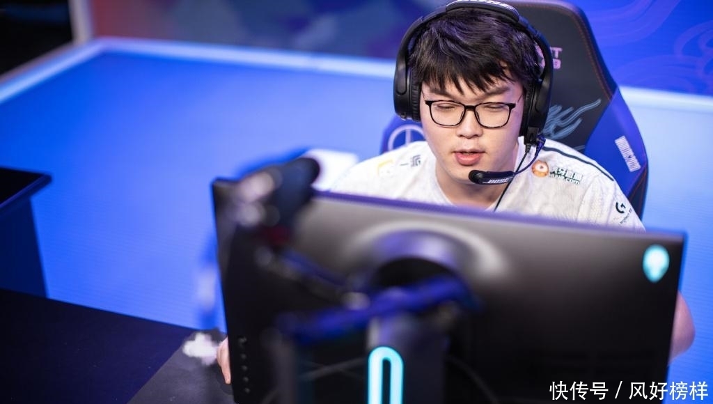 SN|Rookie:其实SN第三把BP我没看懂,说难听点感觉有点蠢