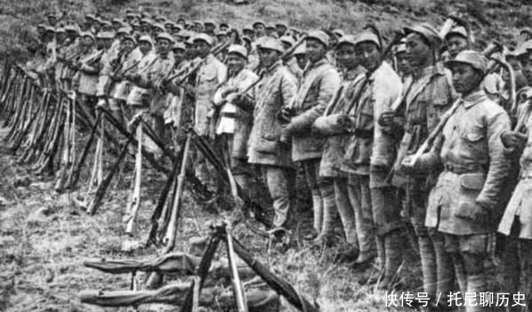 李云龙|“李云龙”团灭日军观摩团,2名日军装死,目击全程︱百家故事