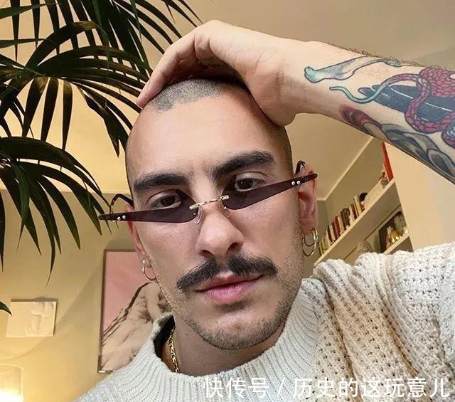 高跟鞋 Nike的野生设计师有毒!Nike的野生设计师有毒!