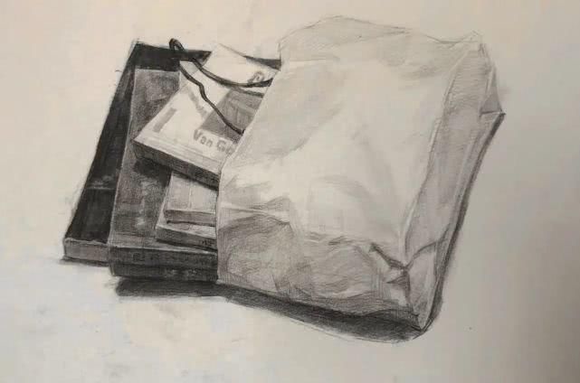 纸本炭笔|赏析中央美术学院2020届基础部素描作品欣赏