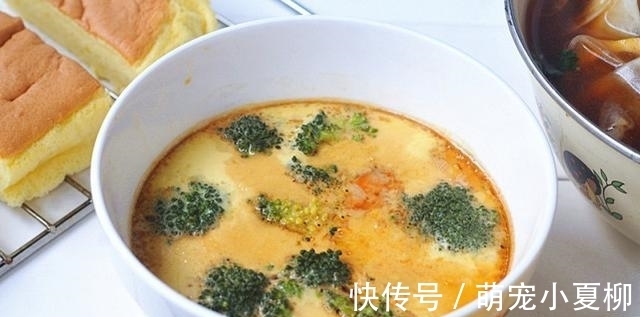母子二人的精致早餐，发朋友圈炫耀，网友吐槽：道道都想打包！
