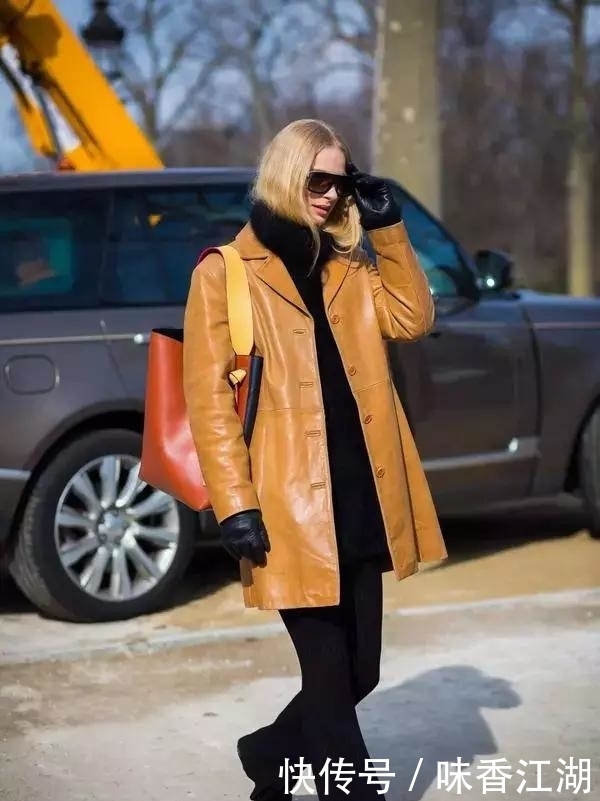 今年最火高领毛衣+大衣,才是秋冬绝配!