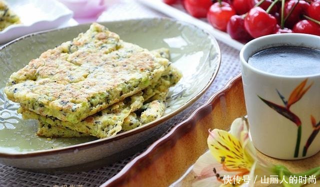早餐|快手早餐蛋饼2款,菜多易熟,又软又嫩,可口滋润防秋燥