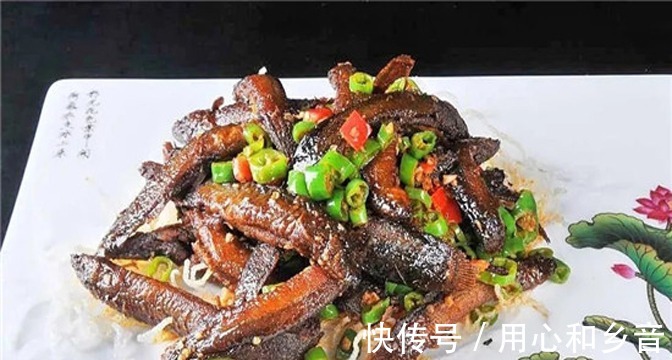 冲菜剑阁鸡|美食推荐冲菜剑阁鸡、虾酱生煎五花肉、手撕泥鳅制作方法!