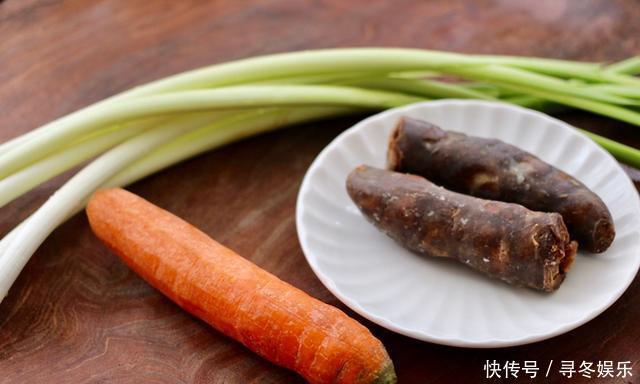年夜饭里的下酒菜,腊肠炒蒜苗,新手小白也容易学会