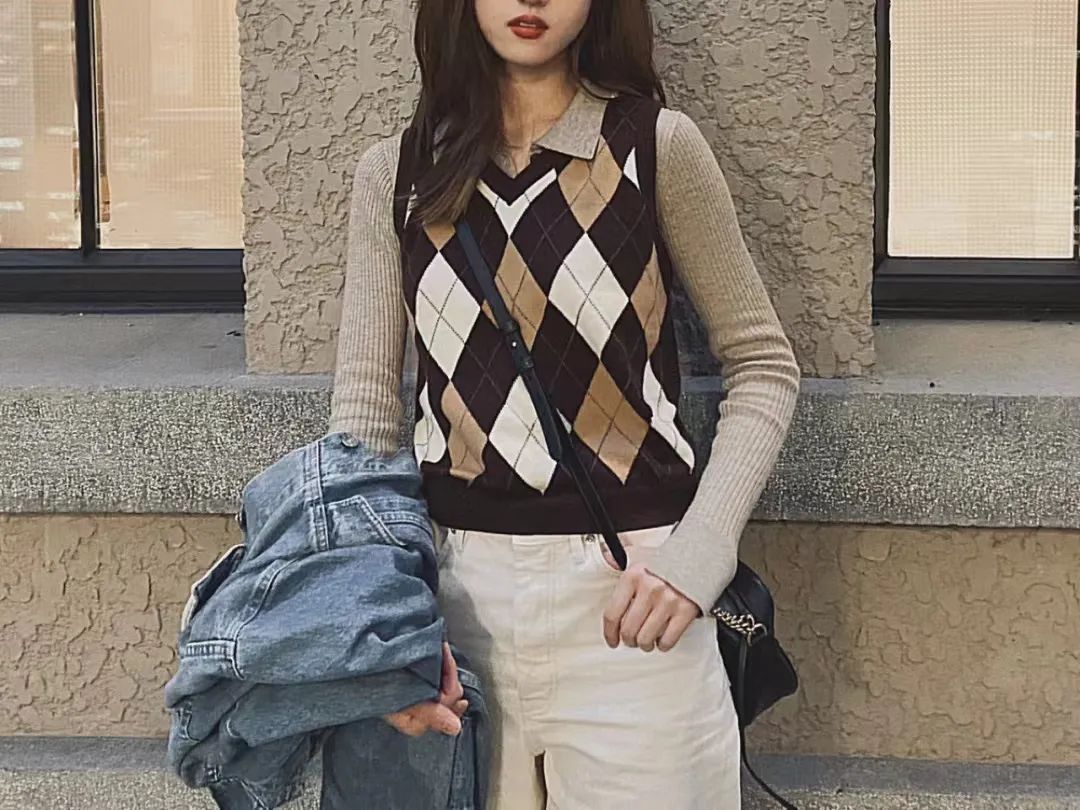 冬天|马丁靴+豆腐裤，冬天就该这么穿，太有气质了