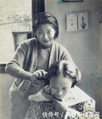 发廊|“发廊”的变迁老照片：图一是清朝理发店，图九是三个美女理发师