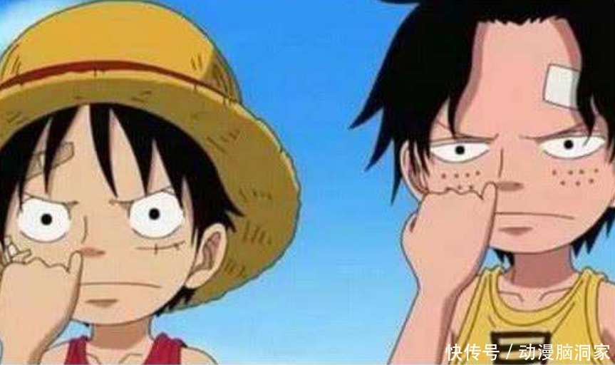 性感|海贼王最经典的三大动作,女帝霸气而性感,还记得克洛船长吗?