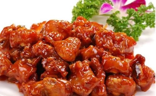 美食优选：麻婆豆腐，爆炒麻辣鸡，糖醋排骨，糖醋排骨粤式的做法