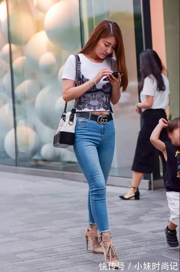 穿搭 街拍路人,大方高贵,个性百搭的穿搭参考,让你展现优雅完美气质