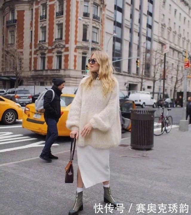 高级|毛衣下面不一定穿裤装,现在更加流行配“裙子”,高级不撞衫