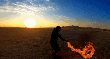 附魔刀|日本火焰艺术家打造真实附魔刀,鬼灭之刃里的特效原来是真的