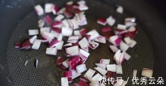 西红柿|美味可口的番茄燕麦烩饭，制作简单，营养又健康！