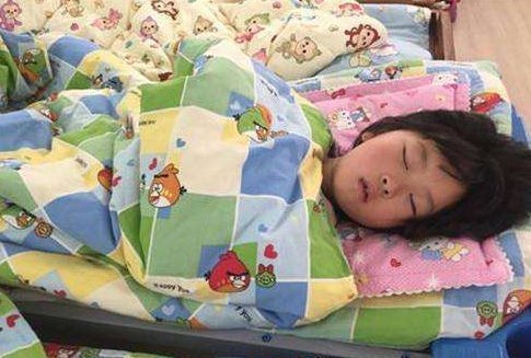 差别|每天都午睡的孩子,和每天不午睡的孩子,一年后的差别挺大的