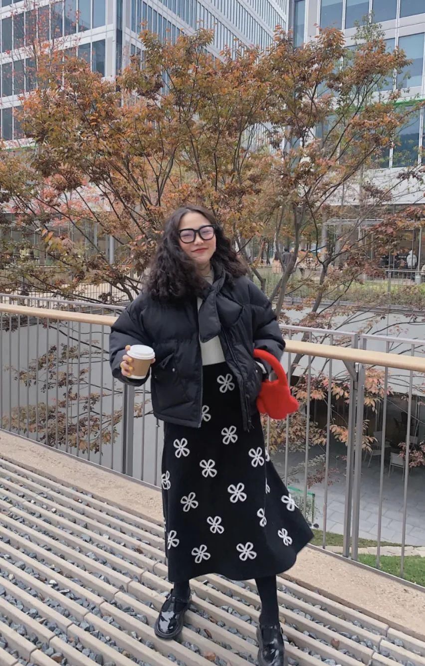 羽绒服+裙子=2021年最王炸组合,早穿早美!