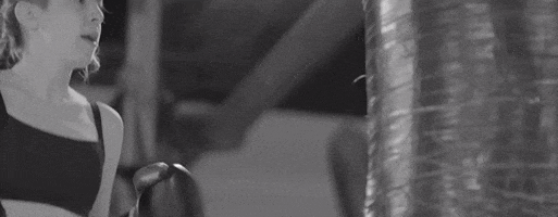 蝴蝶结|2021流行“甜辣扎发”！谁梳谁好看