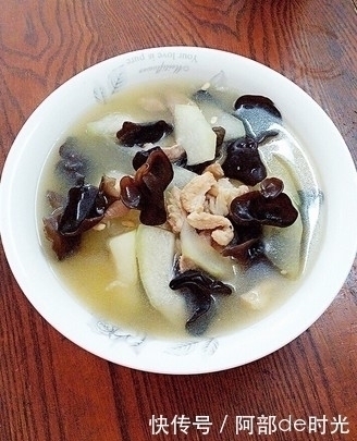 痛经|女性“特殊时期”要多滋养，日常多喝5水，有助滋养卵巢防痛经！