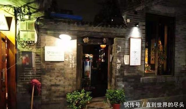 中年|“穷忍着，富耐着，睡不着眯着”，听时光深处，老北京胡同的故事