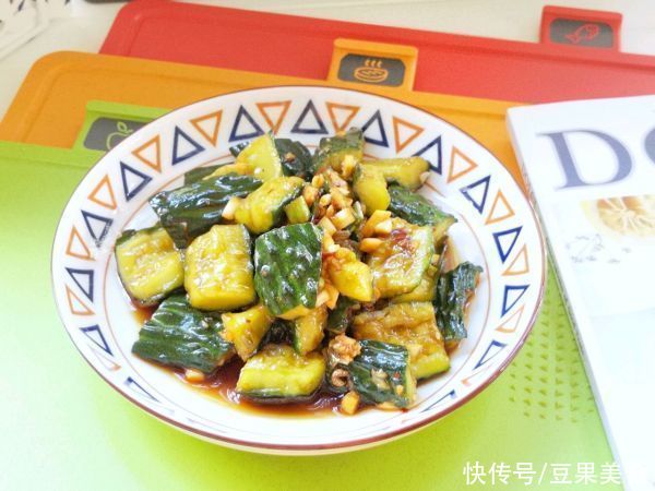 解馋|#助力高考营养餐#无敌开胃解馋酸辣爽口——凉拌青瓜