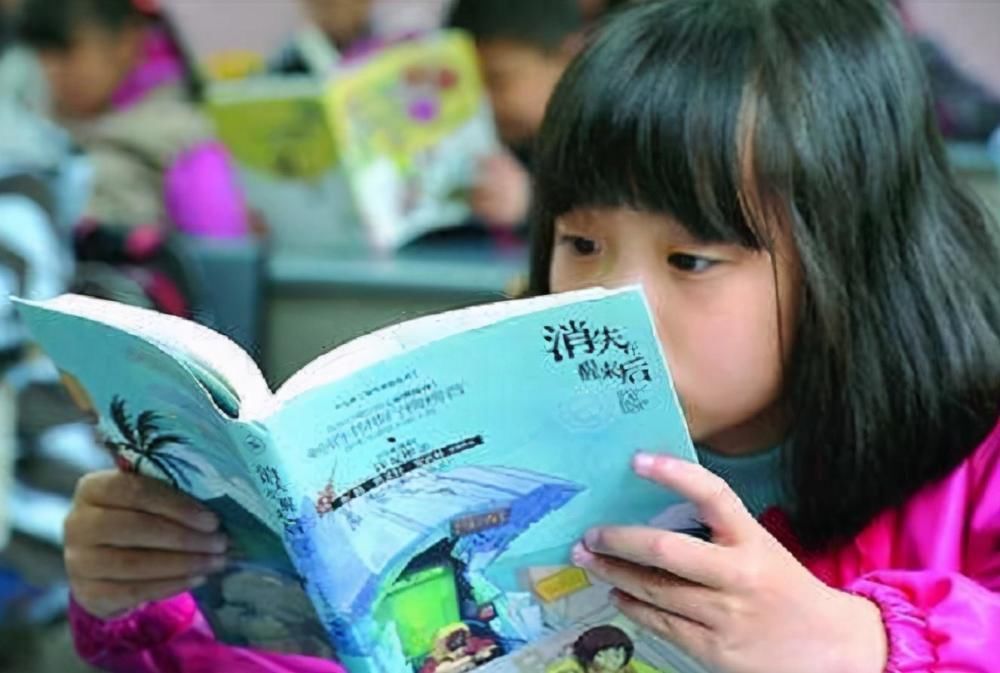 小学生|小学生作文里的“妈妈”什么样?血红的眼睛,虚伪还狡猾