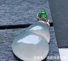 小孩儿@女神林志玲都在戴的翡翠葫芦,你喜欢哪一种