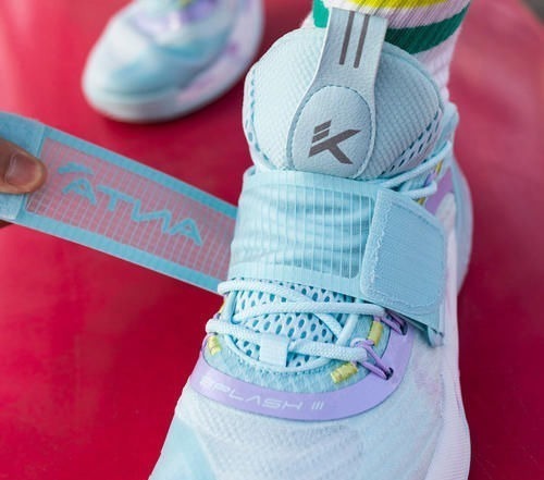 球鞋 马卡龙配色加持透气鞋身,颜值爆炸还不贵的国产球鞋还有暗藏玩法