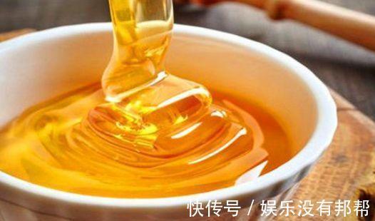 排便|爱美女性都在吃3种食物,有益肠胃健康,促进排便,美容养颜