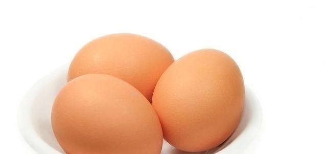 营养物质|早晨吃鸡蛋对身体好,有些人可能吃错了,尽量避开2个误区