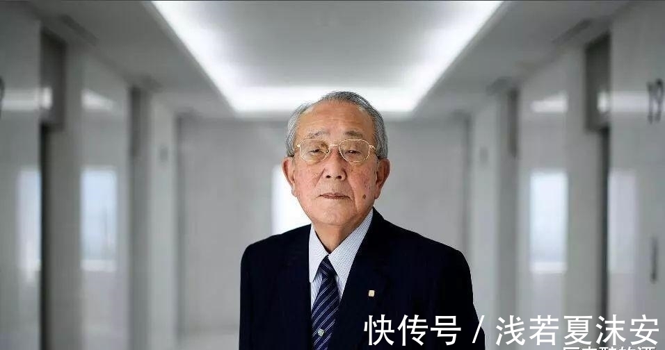 交情$人到中年,即使混得再差,也不要请这三种人吃饭,哪三种人呢?