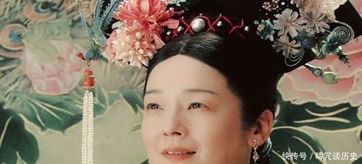 龙袍|慈禧穿龙袍问李鸿章：我穿着合身吗？李鸿章的回答透出智慧