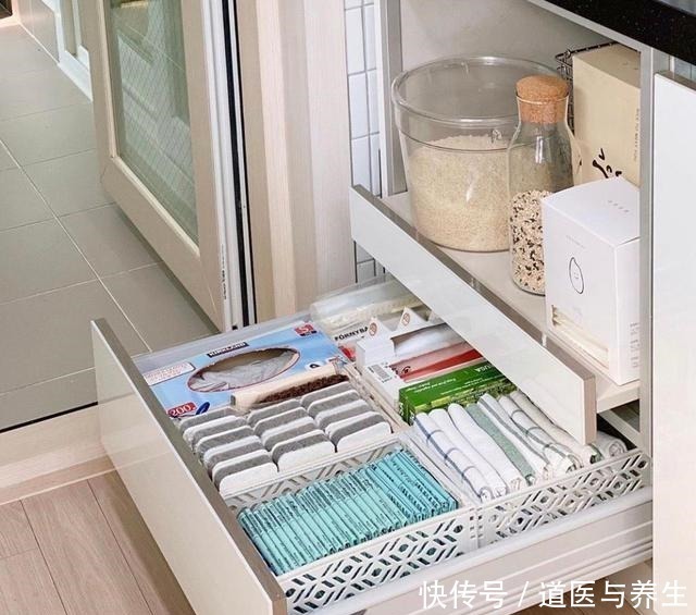 布置|走进韩国女主的家,真的受益匪浅!全屋物品罗列得有条不紊,养眼!