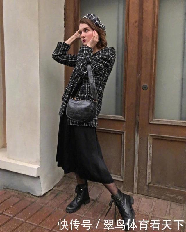 小个子别乱穿大衣，这位身高155博主就很厉害，照穿显高还时髦