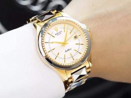 劳力士的这块金表，你见过吗？简直美得一塌糊涂