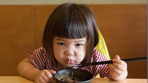 孩子|孩子脾胃好不好,“看脸”就知道谨记这2点,赶跑积食养脾胃