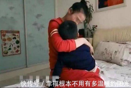 断奶|8岁男孩还在吃母乳,说到断奶宝妈就哭泣,都是心软惹的祸