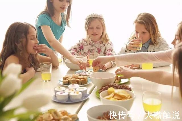 果果|别让“垃圾零食”塞满孩子，给孩子选择零食，要守住3大原则