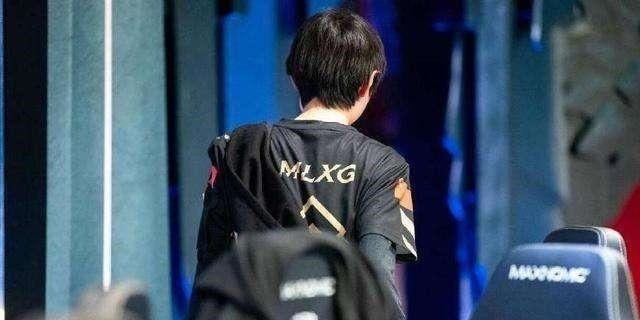 QGboss|QGboss爆料RNG的boss将连接，UZI将返回