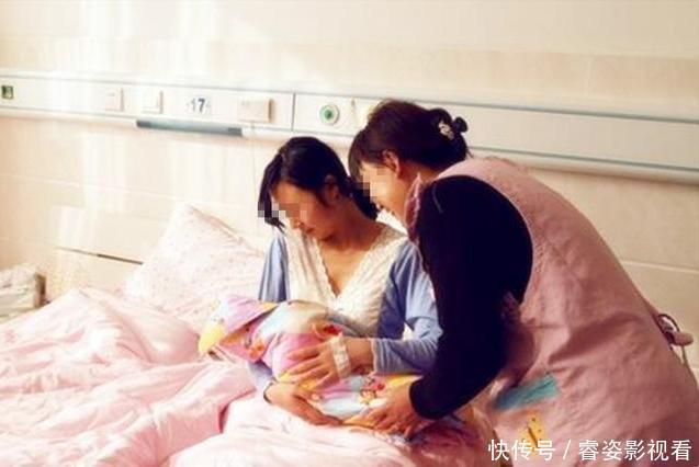宝妈|宝爸瞒着坐月子的宝妈撸串，小两口不经意对望，堪称“死亡凝视”