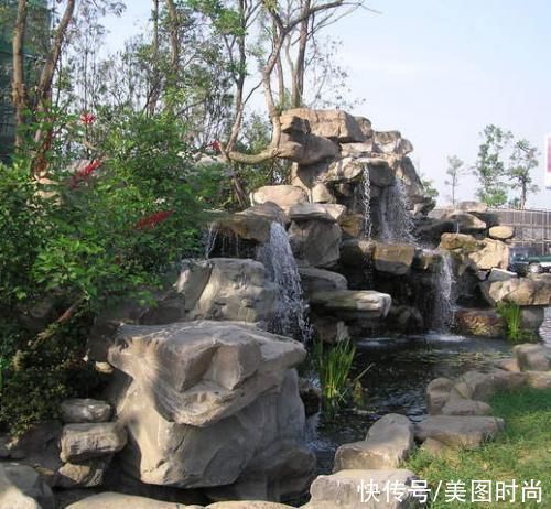 院子|13个庭院“假山景观”设计,诠释意境之美,让院子锦上添花