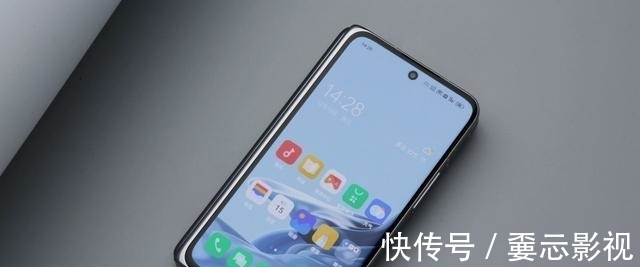 OPPO|5分钟售罄，OPPO斩获“双料冠军”，7699元也不愁卖