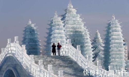 宫殿|墨西哥神秘“冰宫”，深藏在沙漠地下，一滴水就能让人毙命