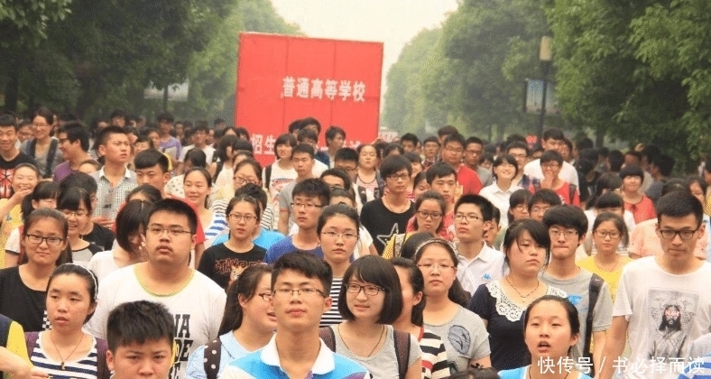 就业|大部分专科生放弃“专升本”机会，选择就业，背后原因扎心又现实