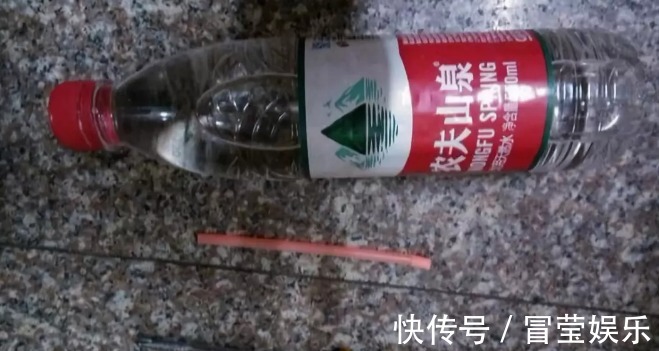 神器|万能的浇水“神器”,只需一根小吸管,专治各种烂根烂叶!