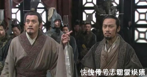 田忌赛马$《田忌赛马》孙膑出计让田忌取胜，实际上却是个愚蠢的计策